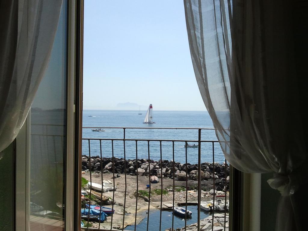 B&B Borgo Marinaro Pouzzoles Extérieur photo